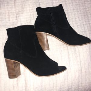 Steve Madden suede peep toe booties
